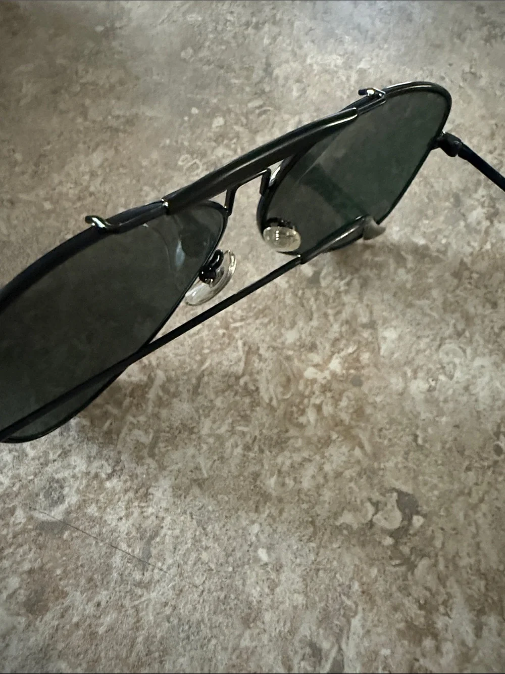Bushel Vintage Aviator Black Metal Fram Sunglasses